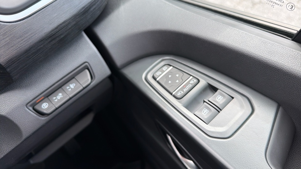 Renault Trafic Lwb Diesel LL30 Blue dCi 150 Extra Sport [Safety] Van - Image 33