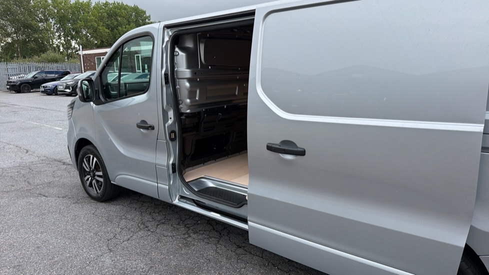 Renault Trafic Lwb Diesel LL30 Blue dCi 150 Extra Sport [Safety] Van - Image 5