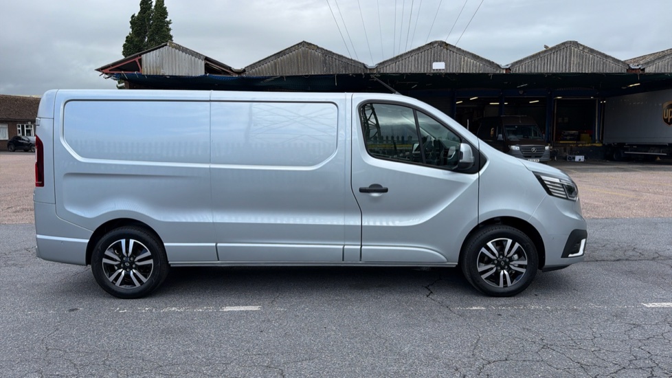 Renault Trafic Lwb Diesel LL30 Blue dCi 150 Extra Sport [Safety] Van - Image 9