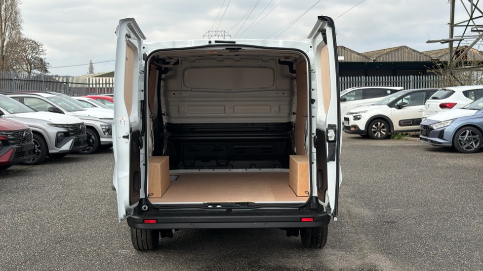 Renault Trafic Swb Diesel SL30 Blue dCi 150 Advance [Safety] Van EAG9 - Image 3