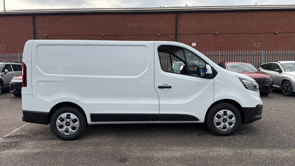 Renault Trafic Swb Diesel SL30 Blue dCi 150 Advance [Safety] Van EAG9 - Image 9