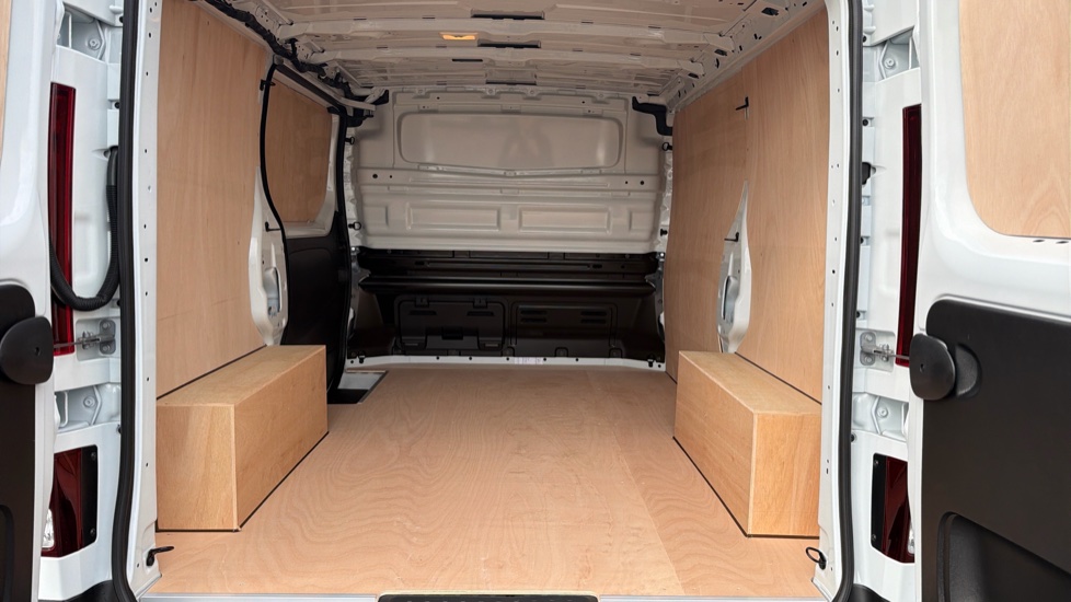 Renault Trafic Swb Diesel SL30 Blue dCi 150 Advance [Safety] Van EAG9 - Image 12