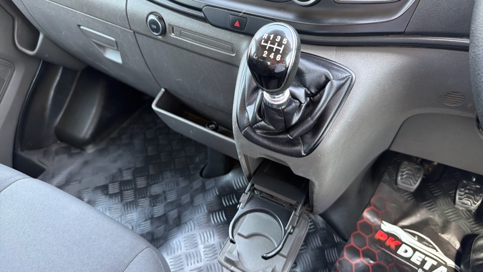 Ford Transit 350 L3 Diesel Rwd 2.0 EcoBlue 130ps Double Cab Tipper [1 Way] - Image 26
