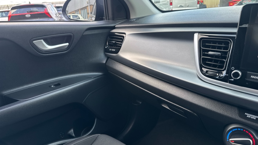 Kia Rio 1.0 T GDi 2 5dr Petrol Hatchback - Image 37