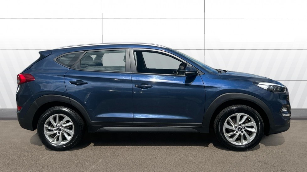 Hyundai TUCSON 1.6 GDi Blue Drive SE Nav 5dr 2WD Petrol Estate - Image 5