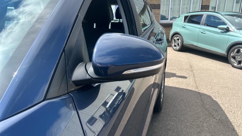 Hyundai TUCSON 1.6 GDi Blue Drive SE Nav 5dr 2WD Petrol Estate - Image 36