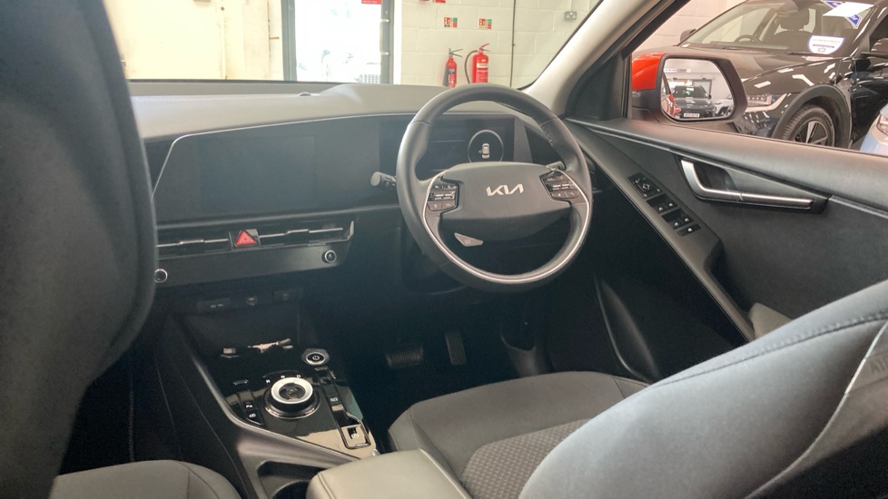 Kia Niro 150kW 2 64kWh 5dr Auto Electric Estate - Image 11