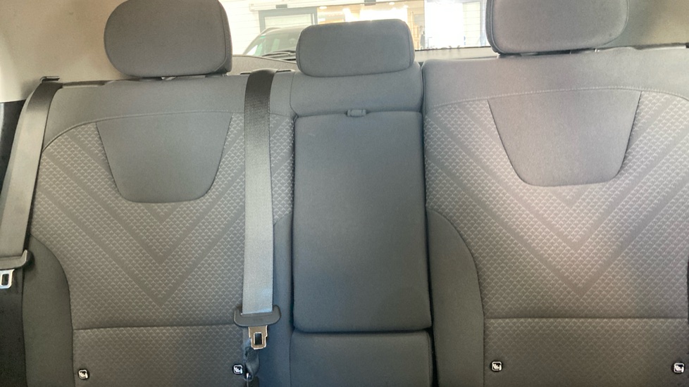 Kia Niro 150kW 2 64kWh 5dr Auto Electric Estate - Image 15