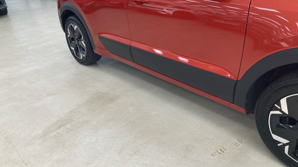 Kia Niro 150kW 2 64kWh 5dr Auto Electric Estate - Image 46