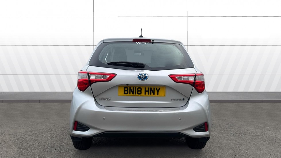 Toyota Yaris 1.5 Hybrid Icon Tech 5dr CVT Hybrid Hatchback - Image 6