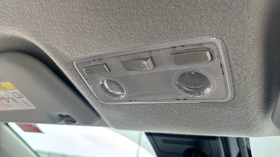 Toyota Yaris 1.5 Hybrid Icon Tech 5dr CVT Hybrid Hatchback - Image 33