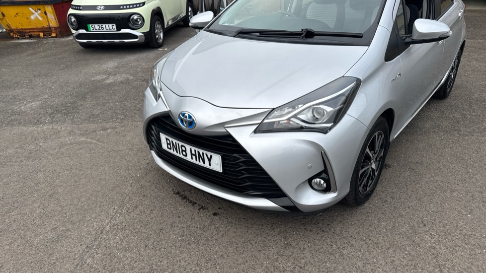 Toyota Yaris 1.5 Hybrid Icon Tech 5dr CVT Hybrid Hatchback - Image 39