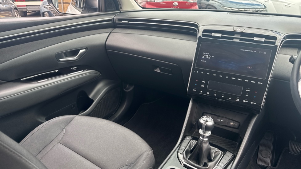 Hyundai TUCSON 1.6 TGDi SE Connect 5dr 2WD Petrol Estate - Image 14