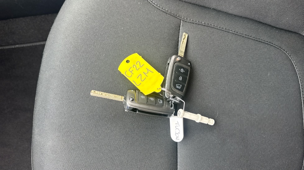 Hyundai TUCSON 1.6 TGDi SE Connect 5dr 2WD Petrol Estate - Image 20