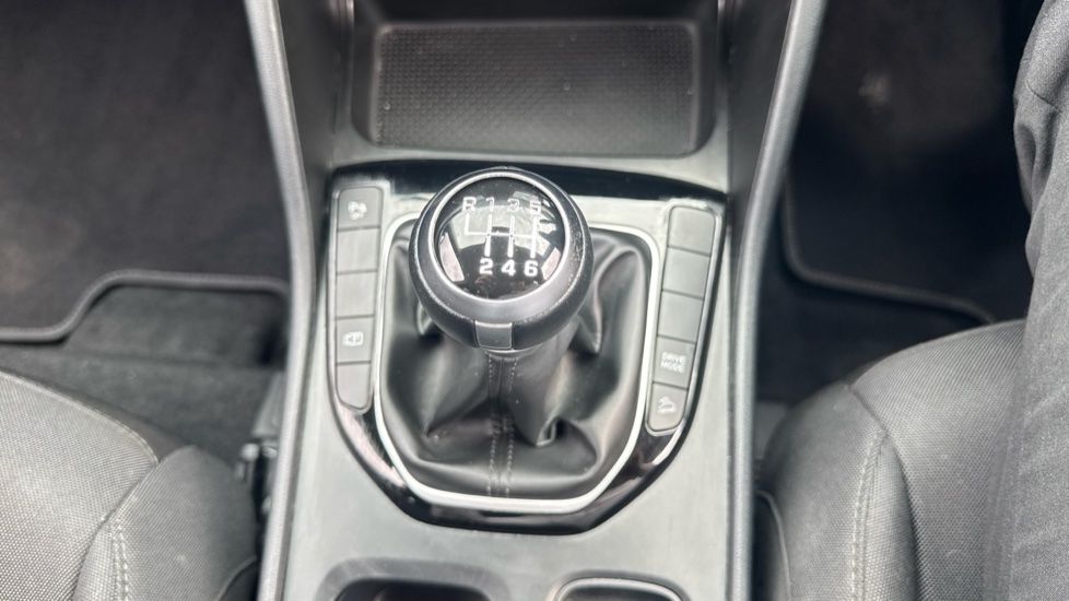 Hyundai TUCSON 1.6 TGDi SE Connect 5dr 2WD Petrol Estate - Image 33