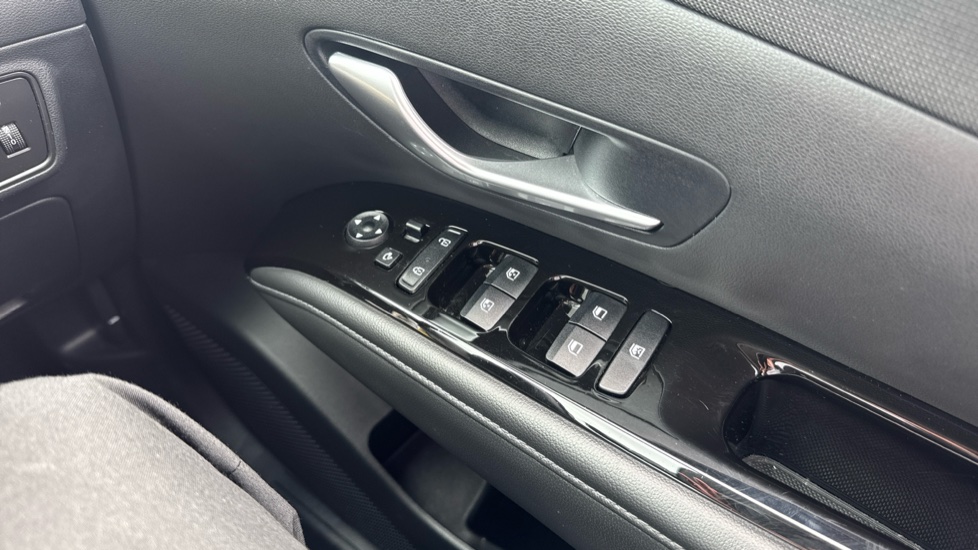 Hyundai TUCSON 1.6 TGDi SE Connect 5dr 2WD Petrol Estate - Image 36