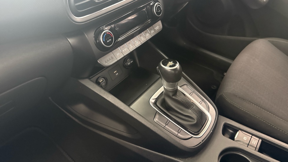 Hyundai KONA 1.6 GDi Hybrid SE Connect 5dr DCT Hybrid Hatchback - Image 13