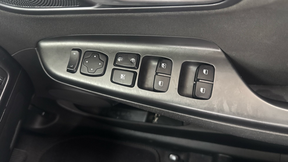 Hyundai KONA 1.6 GDi Hybrid SE Connect 5dr DCT Hybrid Hatchback - Image 30