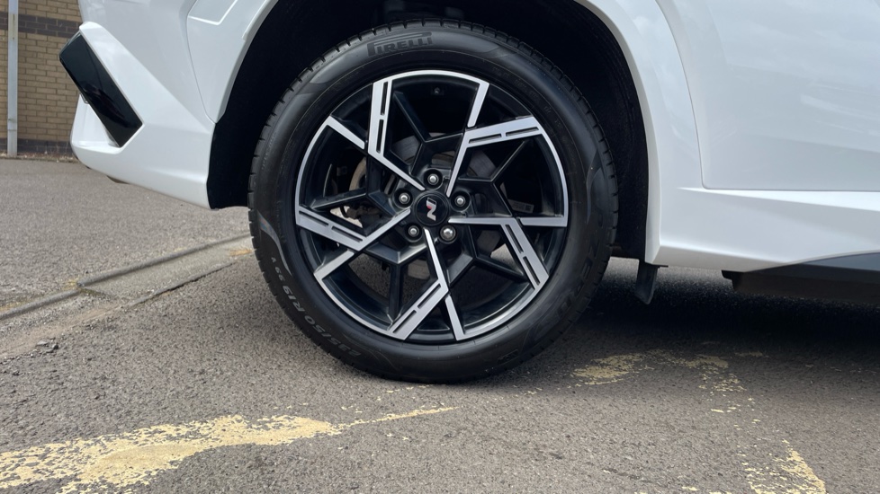 Hyundai TUCSON 1.6T Plug-in Hybrid N Line 5dr Auto Estate - Image 7