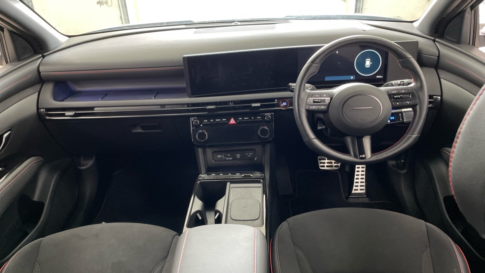 Hyundai TUCSON 1.6T Plug-in Hybrid N Line 5dr Auto Estate - Image 10