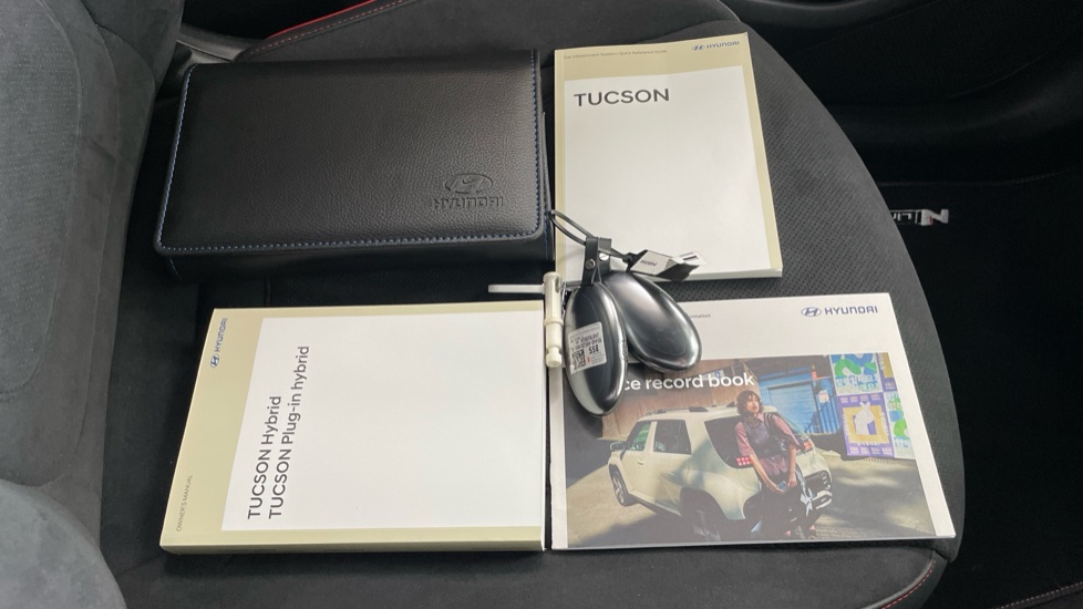 Hyundai TUCSON 1.6T Plug-in Hybrid N Line 5dr Auto Estate - Image 19