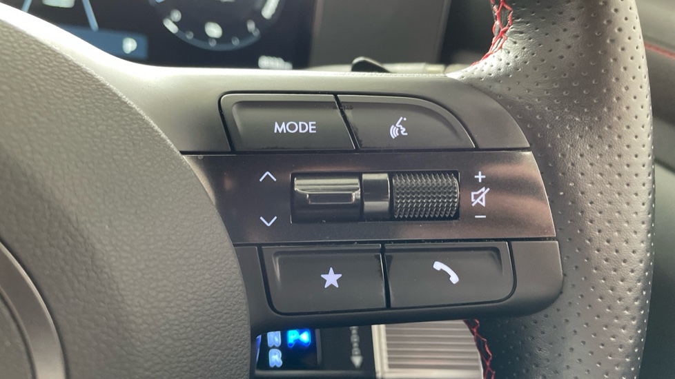 Hyundai TUCSON 1.6T Plug-in Hybrid N Line 5dr Auto Estate - Image 22