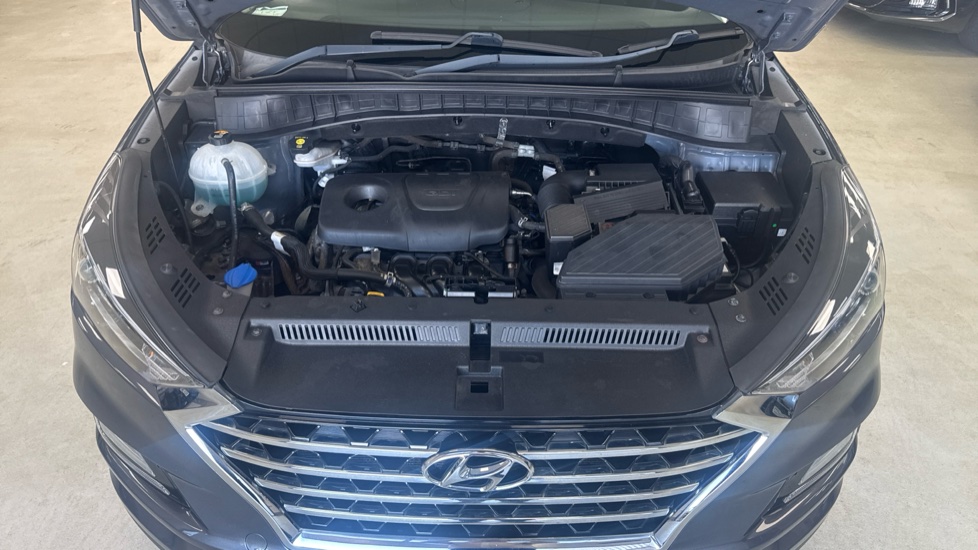 Hyundai TUCSON 1.6 GDi SE Nav 5dr 2WD Petrol Estate - Image 8