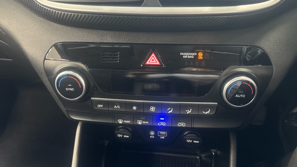 Hyundai TUCSON 1.6 GDi SE Nav 5dr 2WD Petrol Estate - Image 29