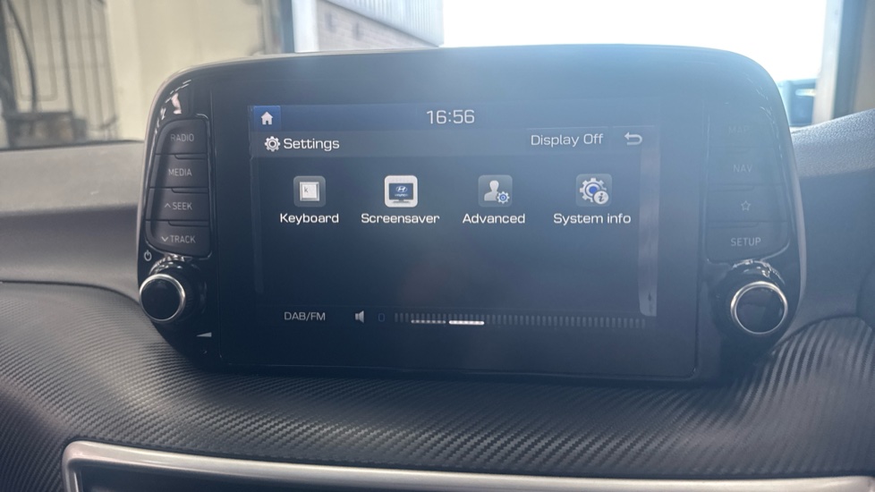 Hyundai TUCSON 1.6 GDi SE Nav 5dr 2WD Petrol Estate - Image 39
