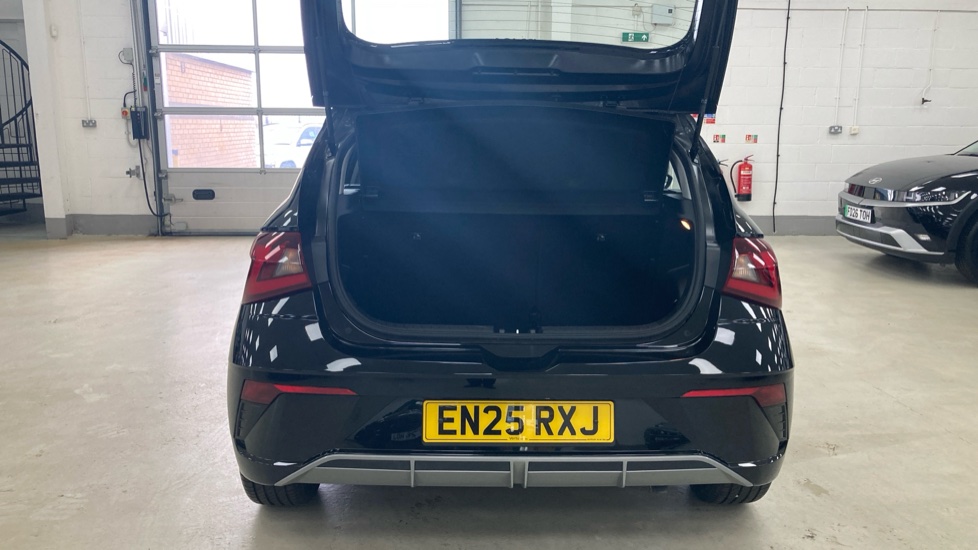 Hyundai i20 1.0T GDi Advance [Nav] 5dr Petrol Hatchback - Image 4
