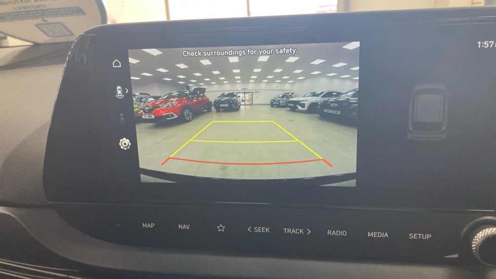 Hyundai i20 1.0T GDi Advance [Nav] 5dr Petrol Hatchback - Image 28