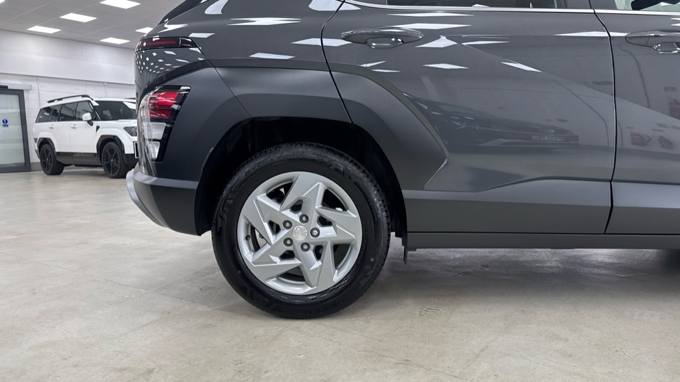 Hyundai KONA 1.6T 138 Advance 5dr Petrol Hatchback - Image 7