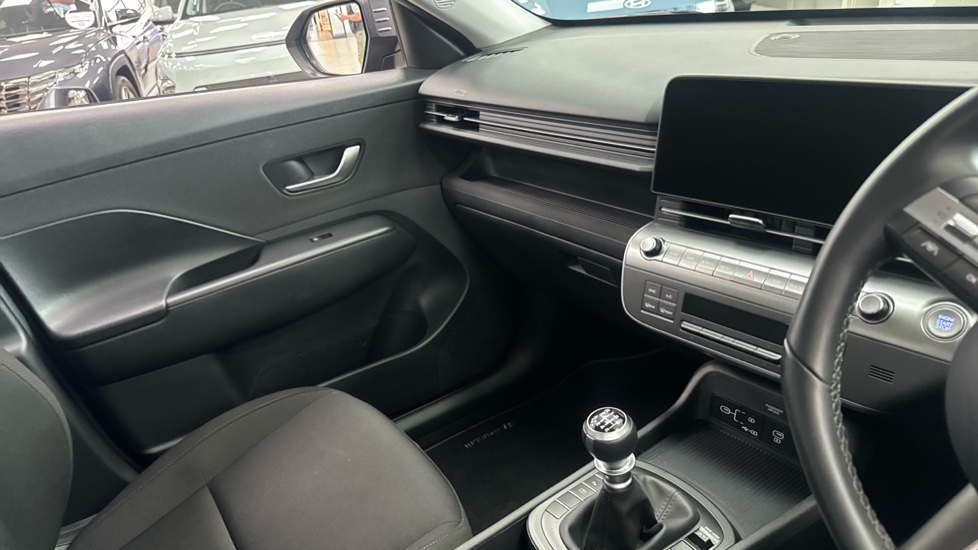 Hyundai KONA 1.6T 138 Advance 5dr Petrol Hatchback - Image 14