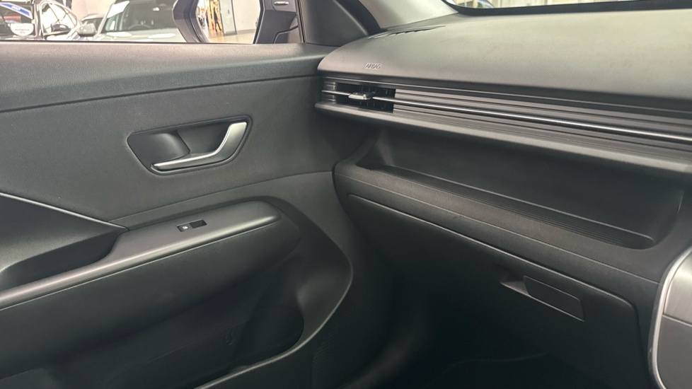 Hyundai KONA 1.6T 138 Advance 5dr Petrol Hatchback - Image 34