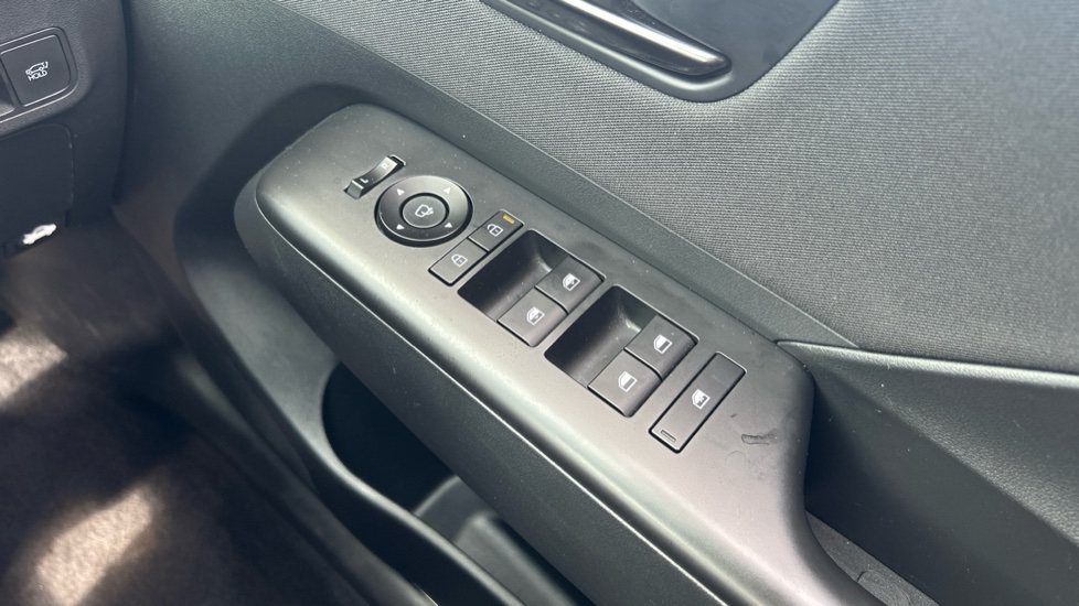 Hyundai KONA 1.6T 138 N Line 5dr Petrol Hatchback - Image 31
