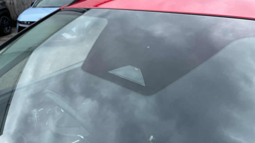 Hyundai TUCSON 1.6 TGDi Hybrid 230 Premium 5dr 2WD Auto Hybrid Estate - Image 35