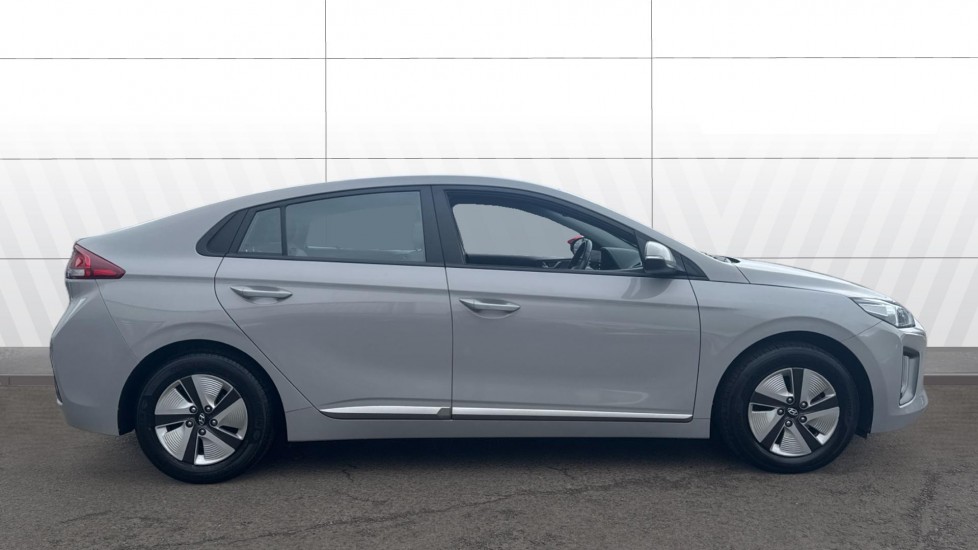 Hyundai IONIQ 1.6 GDi Hybrid SE Connect 5dr DCT Hybrid Hatchback - Image 5