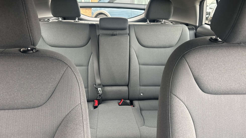 Hyundai IONIQ 1.6 GDi Hybrid SE Connect 5dr DCT Hybrid Hatchback - Image 15