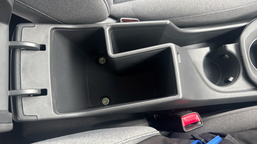 Hyundai IONIQ 1.6 GDi Hybrid SE Connect 5dr DCT Hybrid Hatchback - Image 34