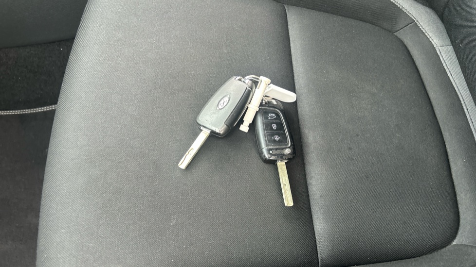 Hyundai KONA 1.0T GDi Play Edition 5dr Petrol Hatchback - Image 20