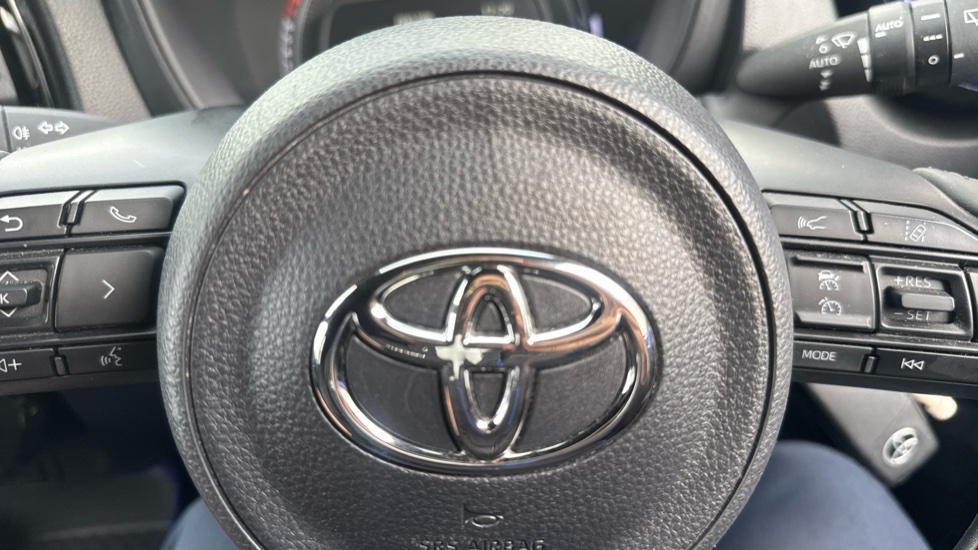 Toyota Aygo X 1.0 VVT-i Edge 5dr Petrol Hatchback - Image 27