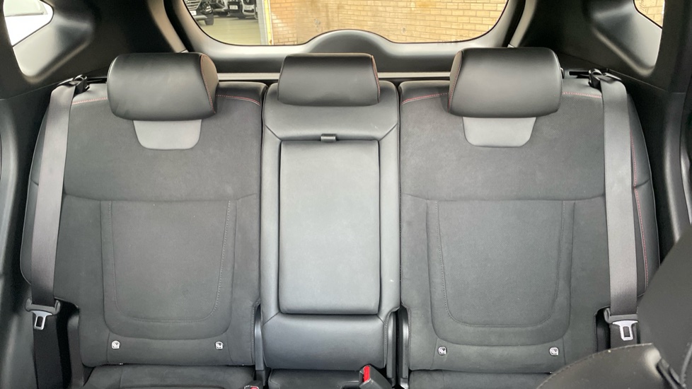 Hyundai TUCSON 1.6T N Line 5dr Petrol Estate - Image 15