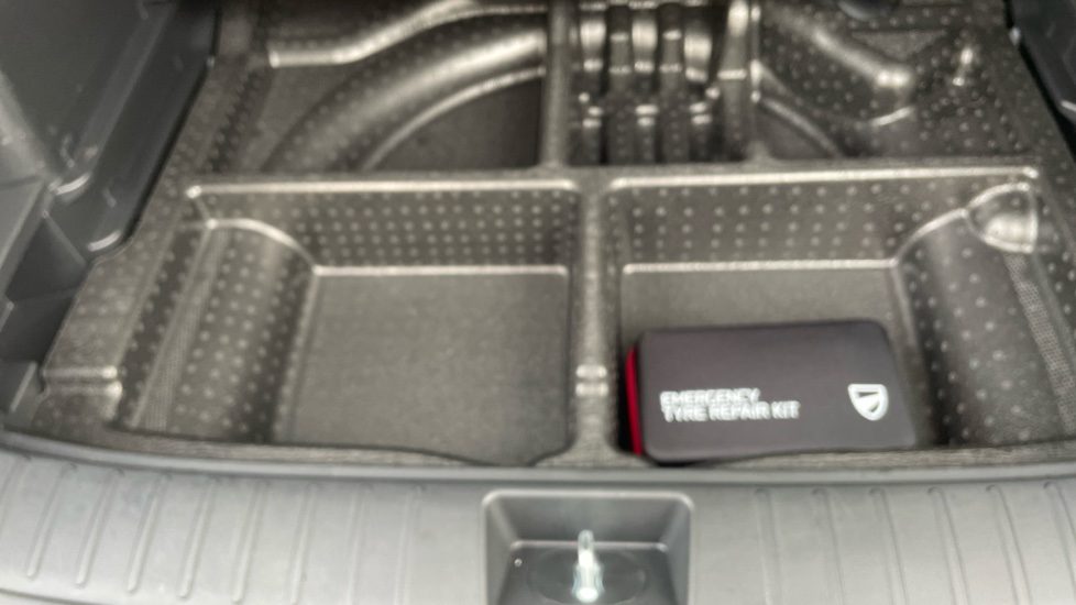 Hyundai TUCSON 1.6T N Line 5dr Petrol Estate - Image 48