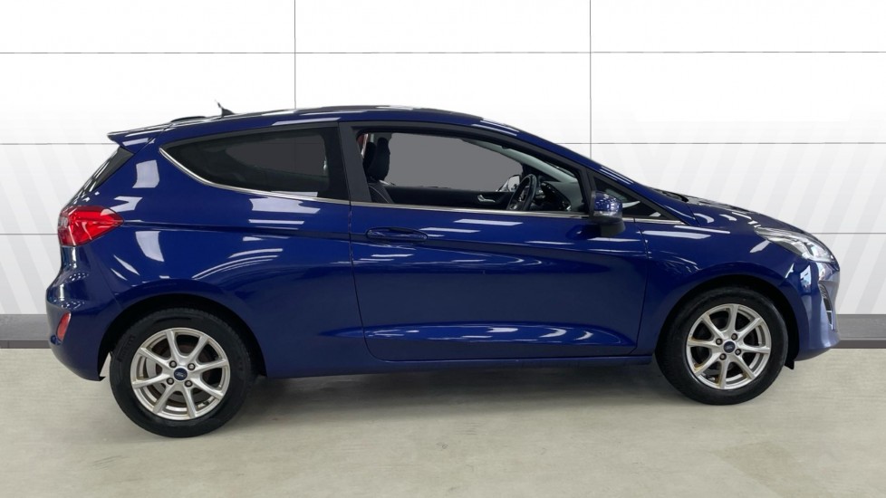 Ford Fiesta 1.0 EcoBoost Zetec 3dr Petrol Hatchback - Image 5