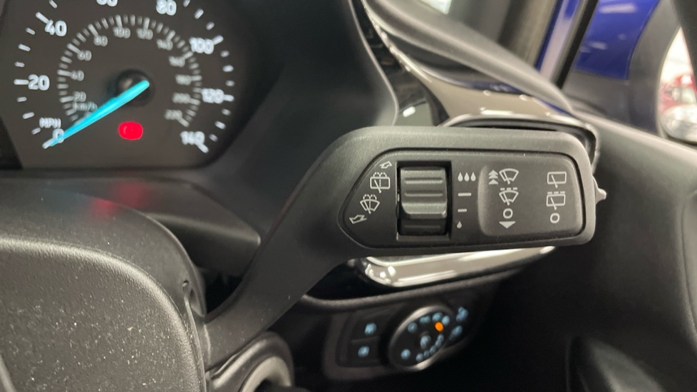 Ford Fiesta 1.0 EcoBoost Zetec 3dr Petrol Hatchback - Image 24