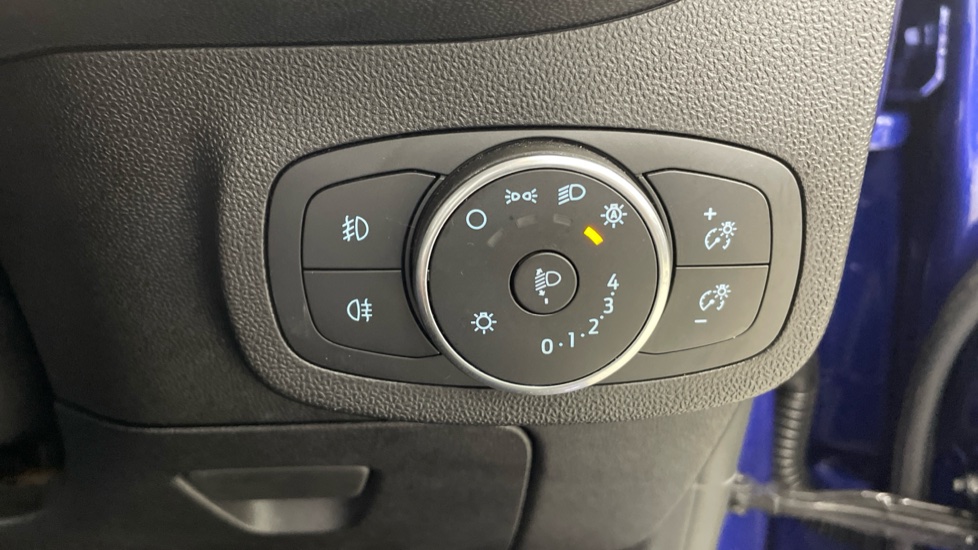 Ford Fiesta 1.0 EcoBoost Zetec 3dr Petrol Hatchback - Image 29