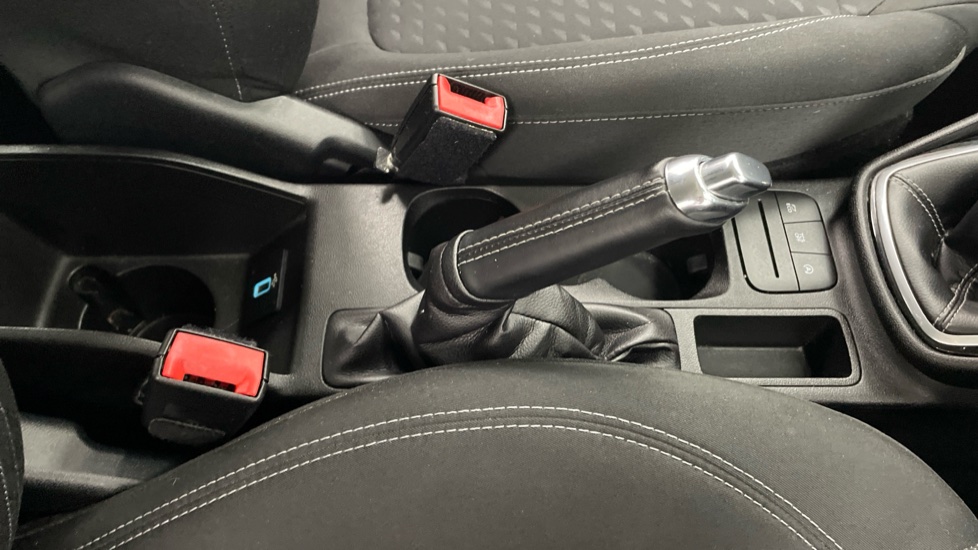 Ford Fiesta 1.0 EcoBoost Zetec 3dr Petrol Hatchback - Image 39