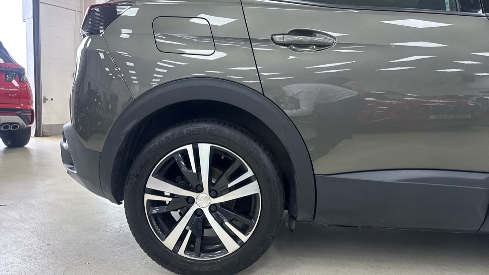 Peugeot 3008 1.6 BlueHDi 120 Active 5dr Diesel Estate - Image 7