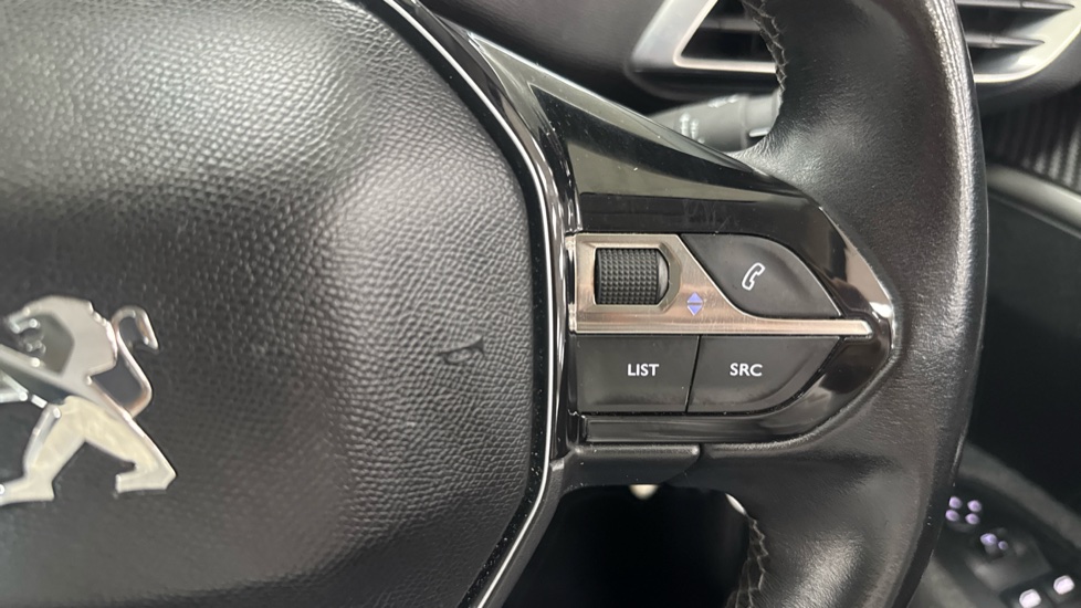 Peugeot 3008 1.6 BlueHDi 120 Active 5dr Diesel Estate - Image 26