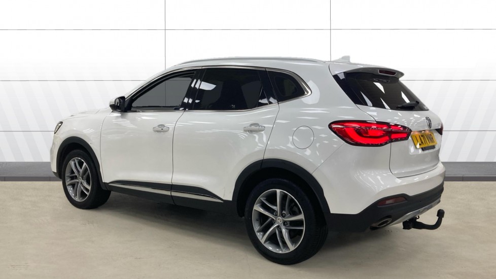 MG HS 1.5 T-GDI Exclusive 5dr DCT Petrol Hatchback - Image 2